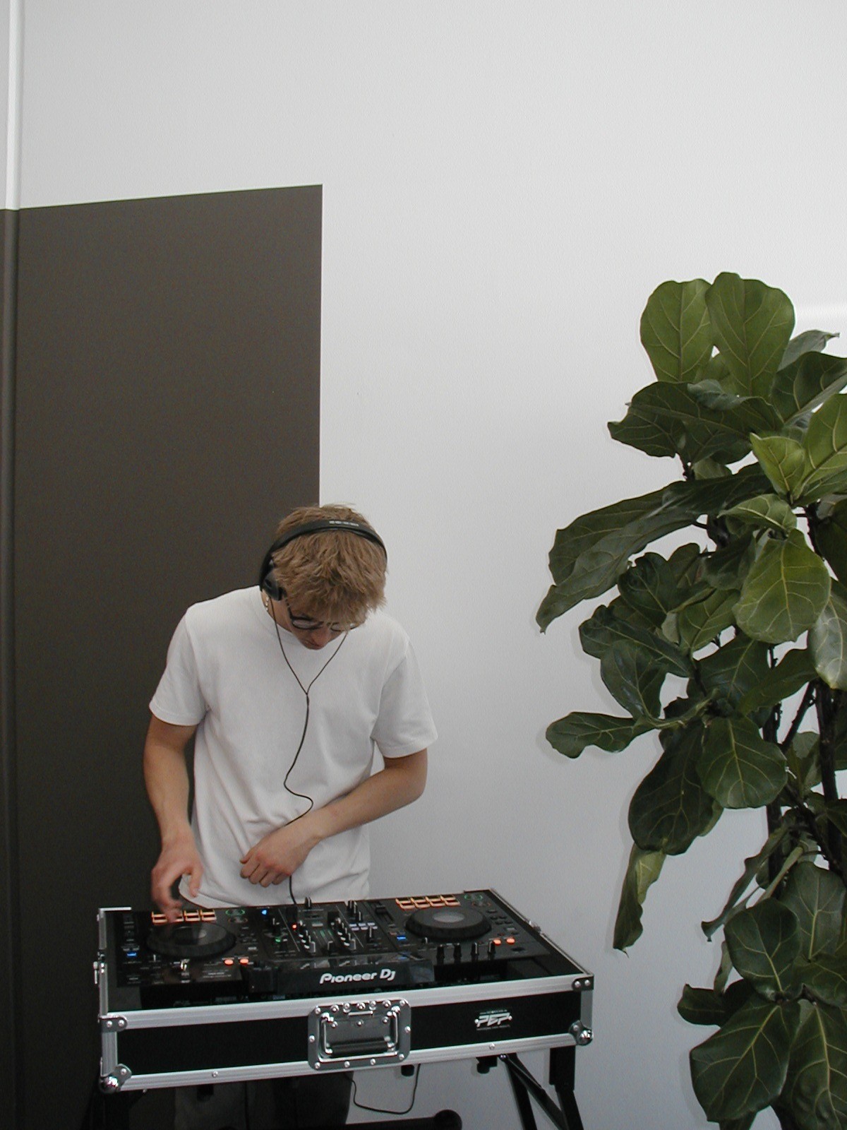 DJ-mixer og udstyr